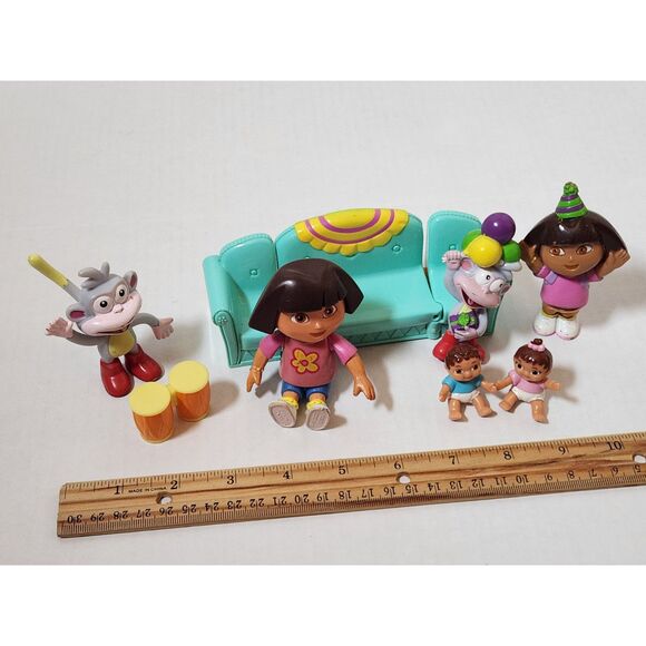 Dora the Explorer Figurines Lot – Boots, Dora, Babies & Sofa – Toy Bundle - Picture 1 of 9